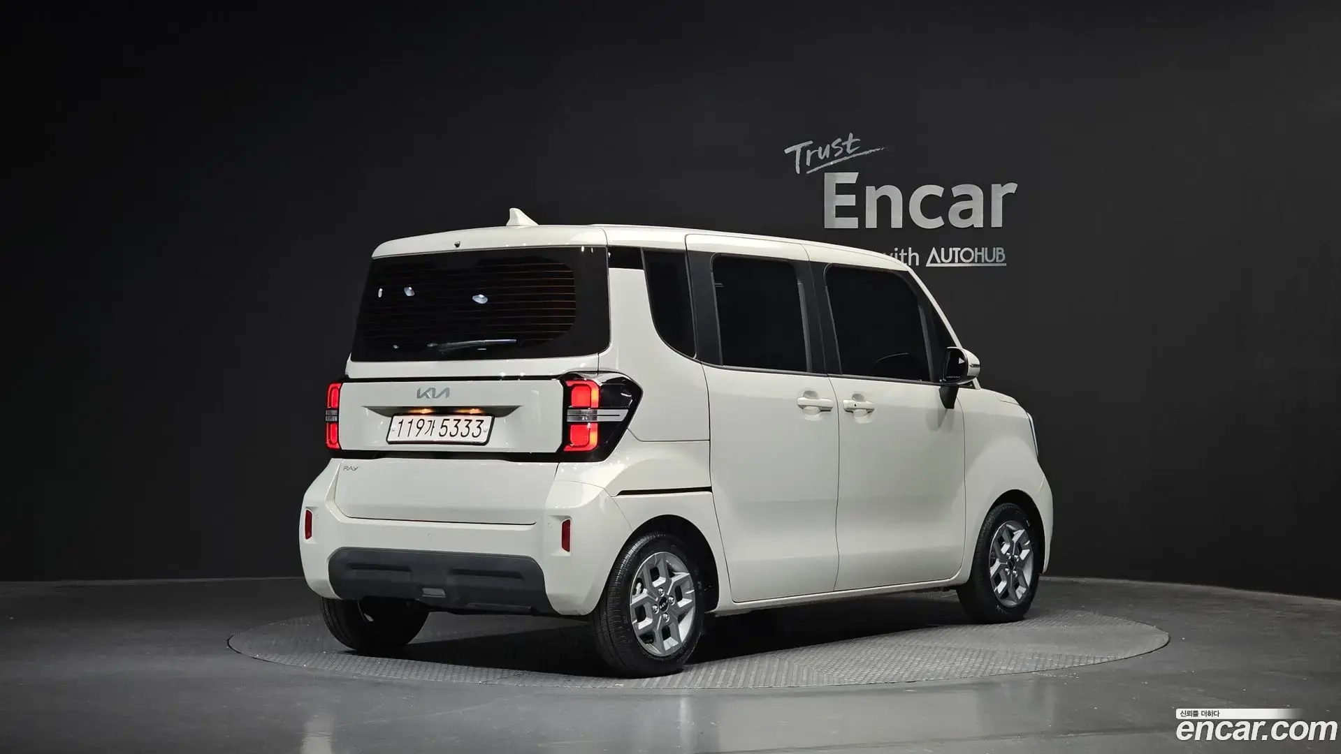 Main__Slider__Photo:RAY Kia 2026.0-1