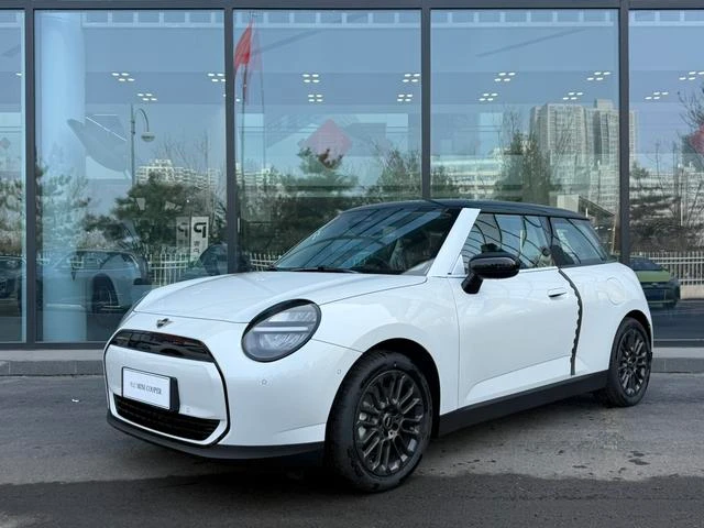 Main__Slider__Photo:undefined undefined 2026-0
