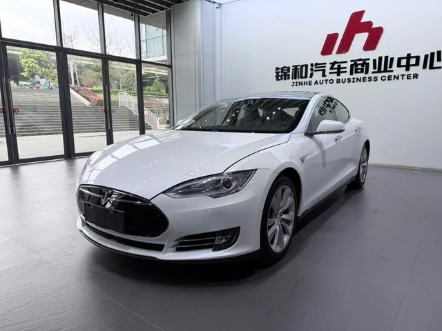 Main__Slider__Photo:undefined undefined 2015-0
