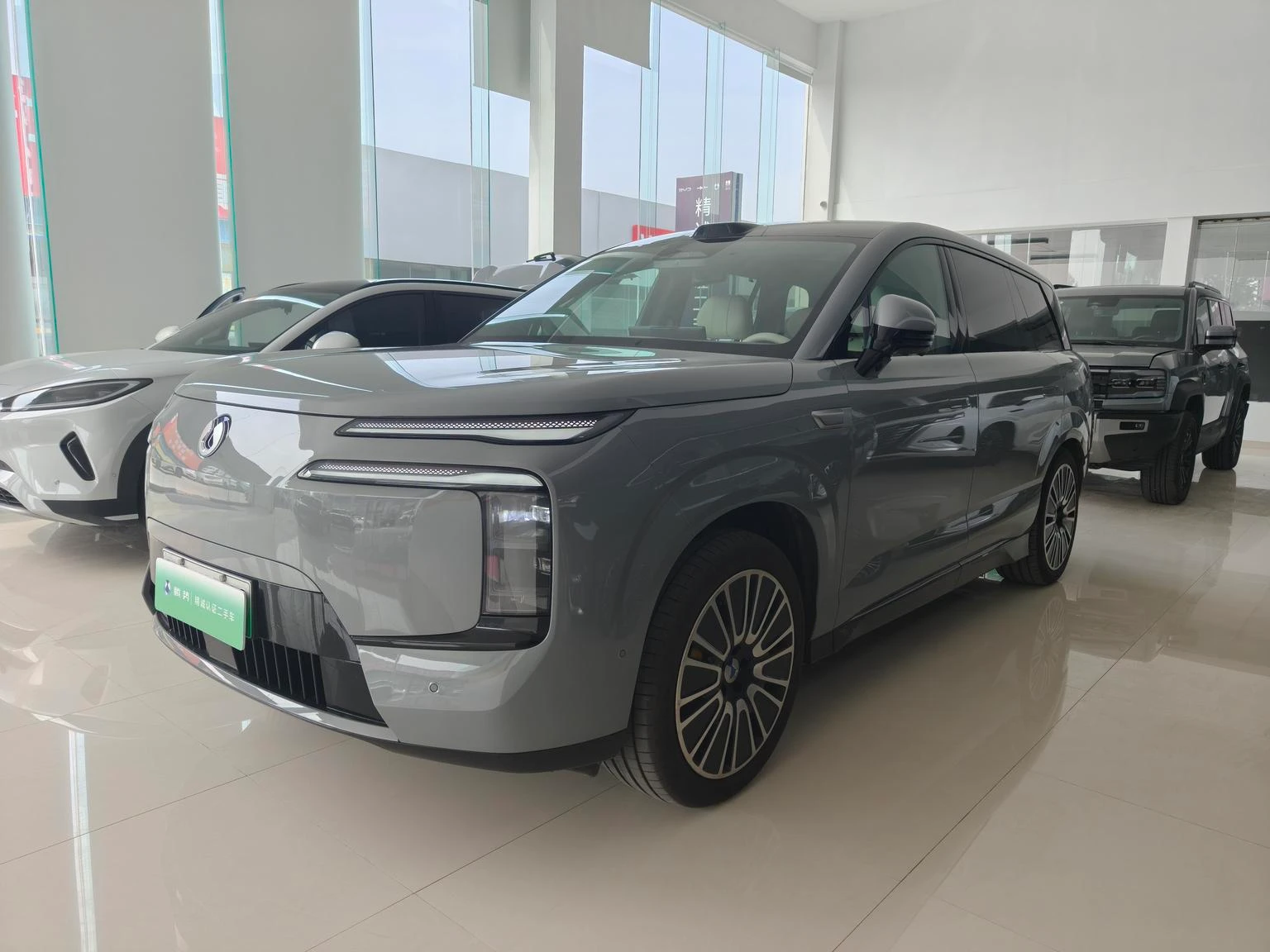 Main__Slider__Photo:undefined undefined 2025-0