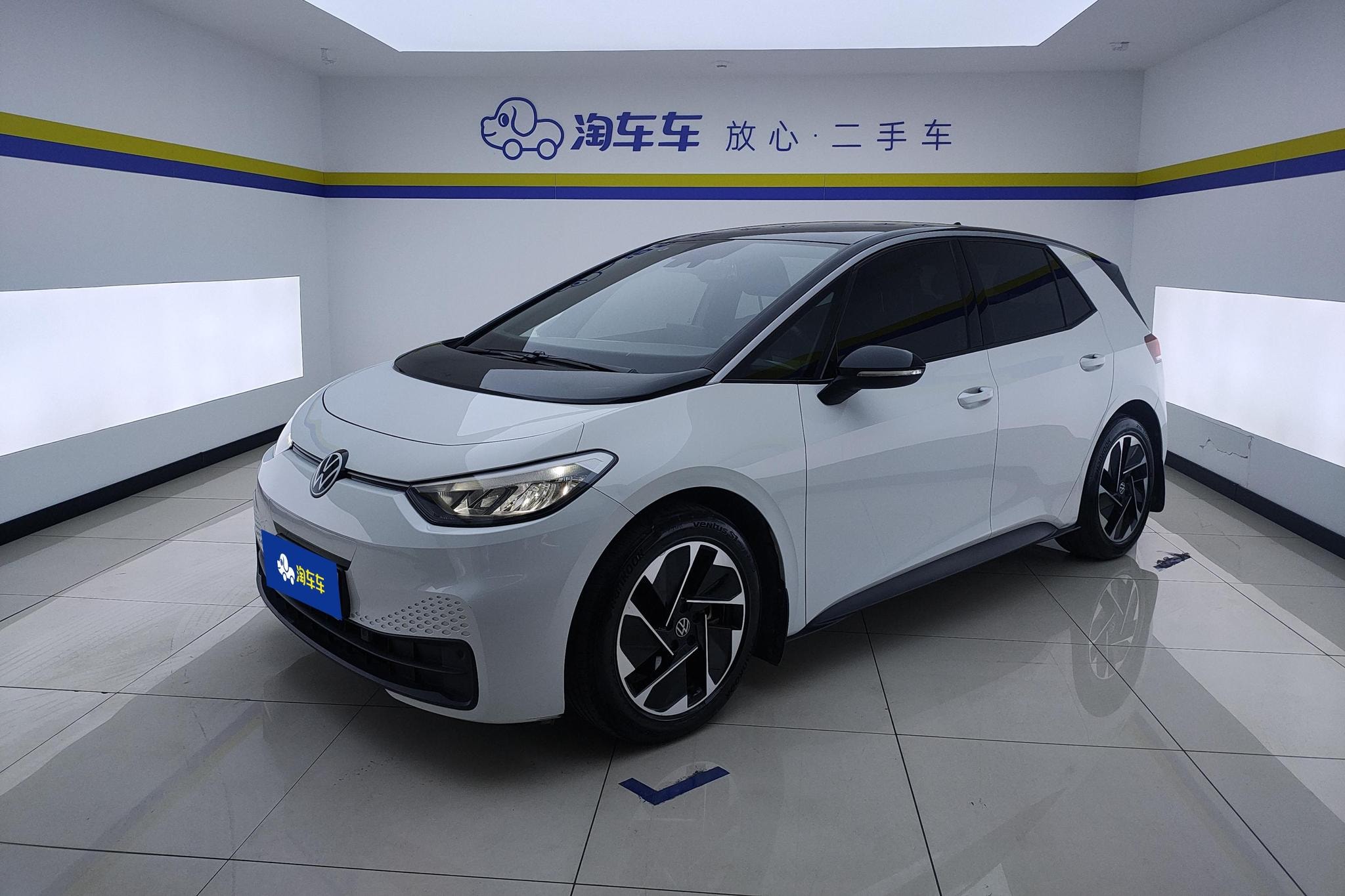Main__Slider__Photo:undefined undefined 2024-0