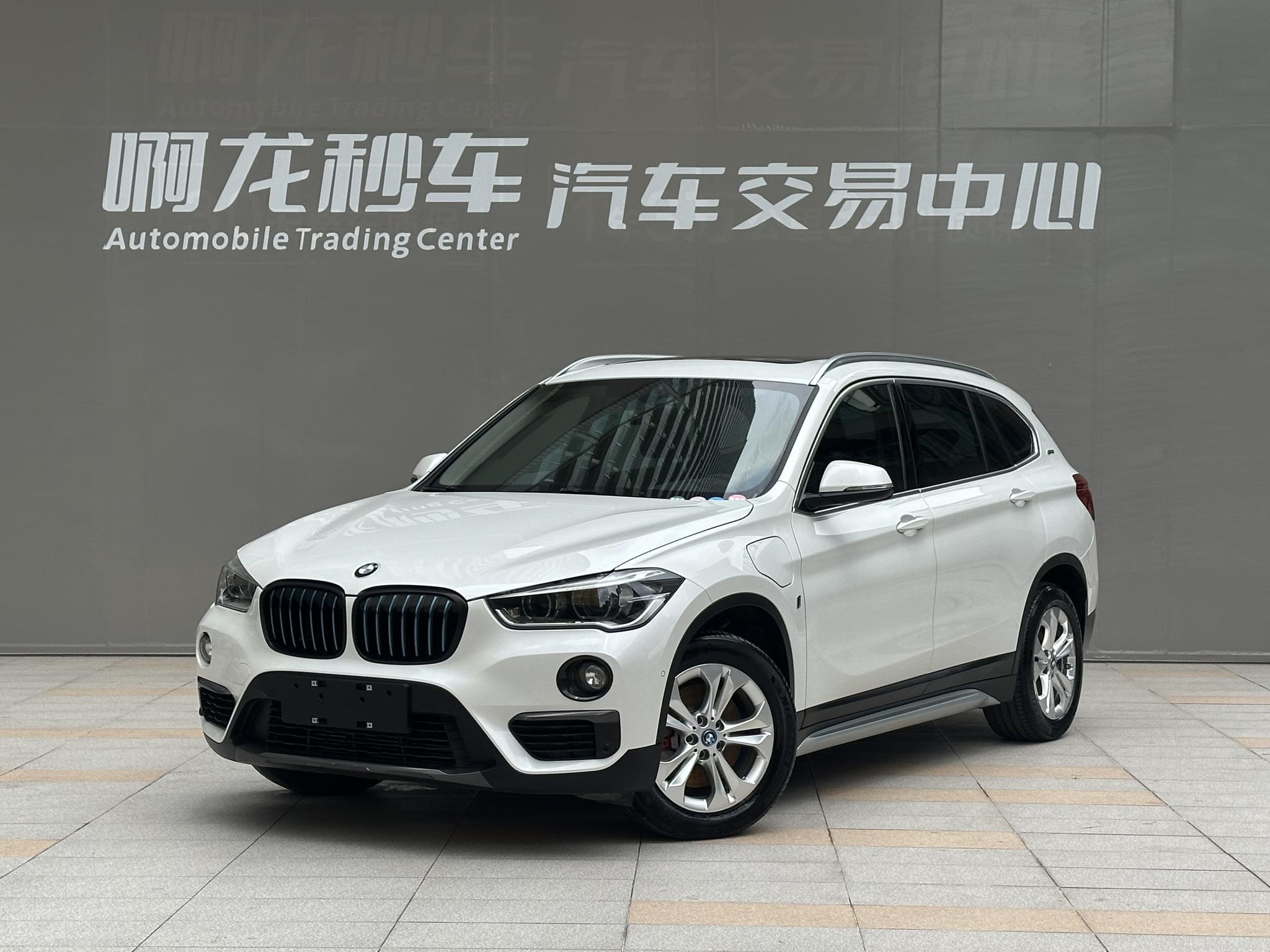 Main__Slider__Photo:undefined undefined 2019-0