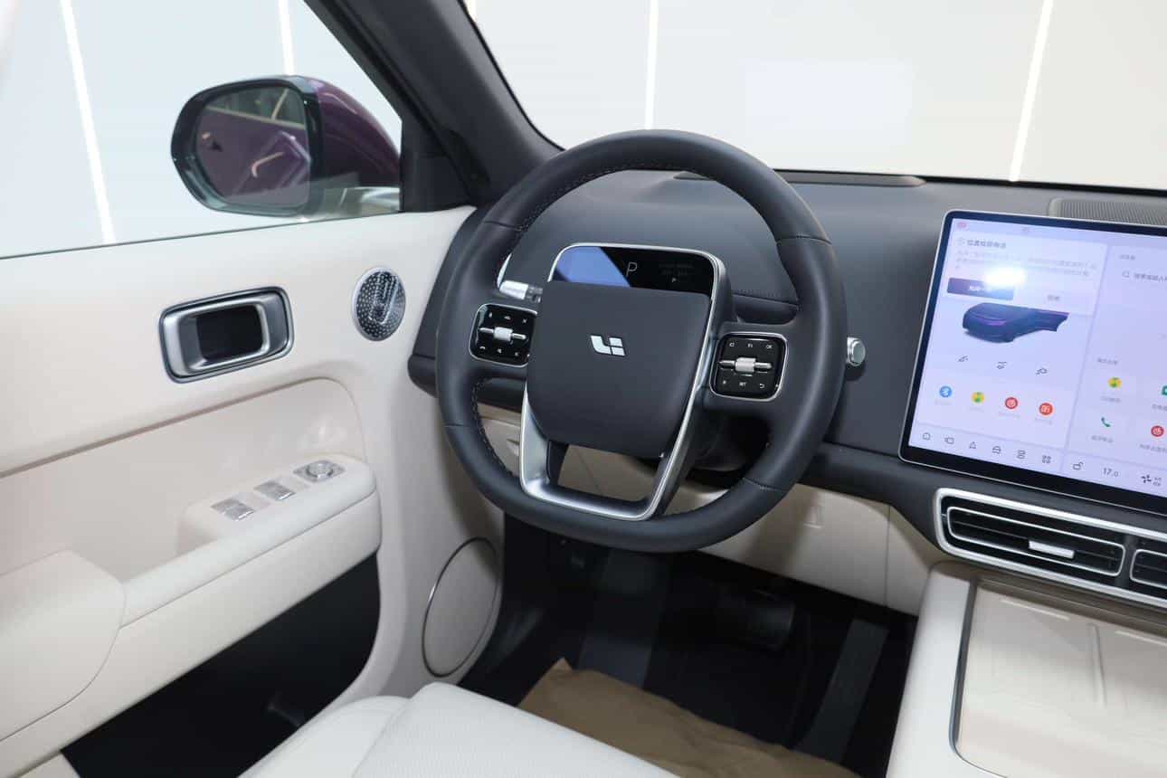 undefined undefined 2025-photo-18