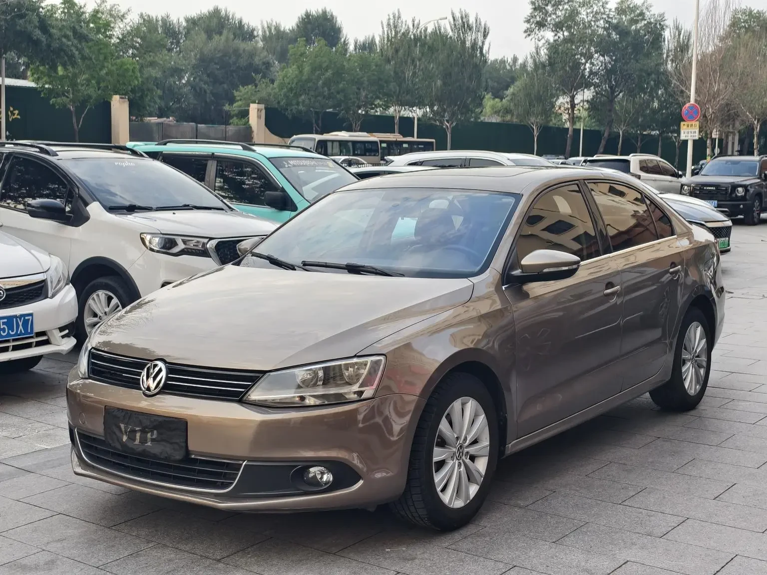 Main__Slider__Photo:undefined undefined 2014-0