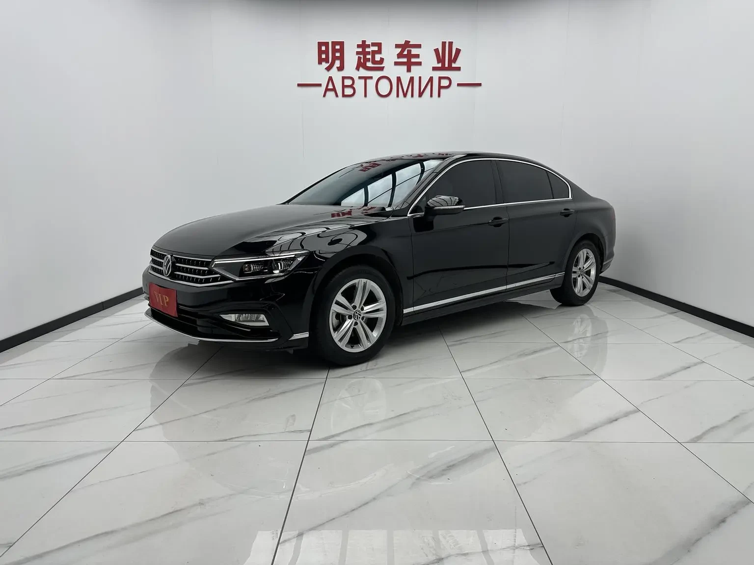 Main__Slider__Photo:undefined undefined 2023-0