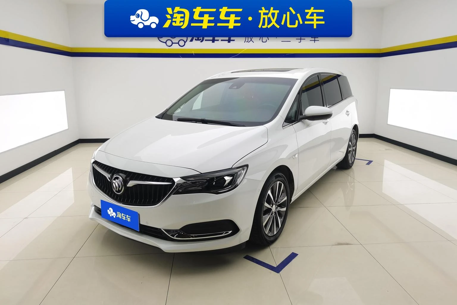 Main__Slider__Photo:undefined undefined 2018-0