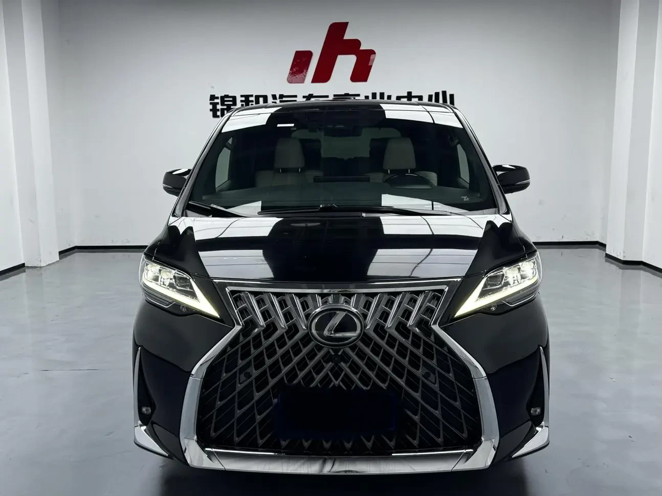 Main__Slider__Photo:undefined undefined 2020-1