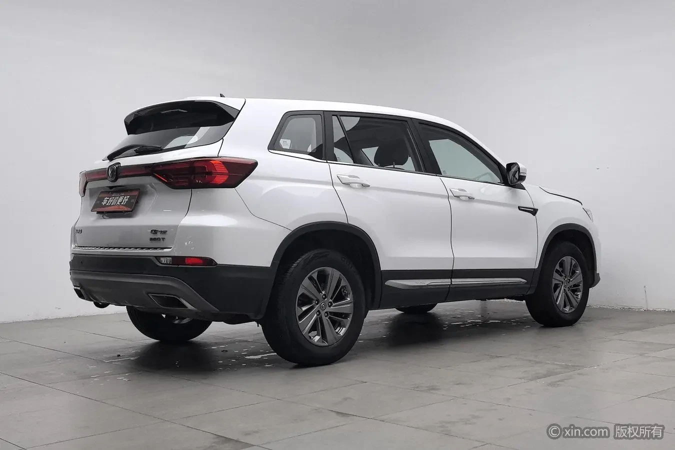 Main__Slider__Photo:undefined undefined 2020-1