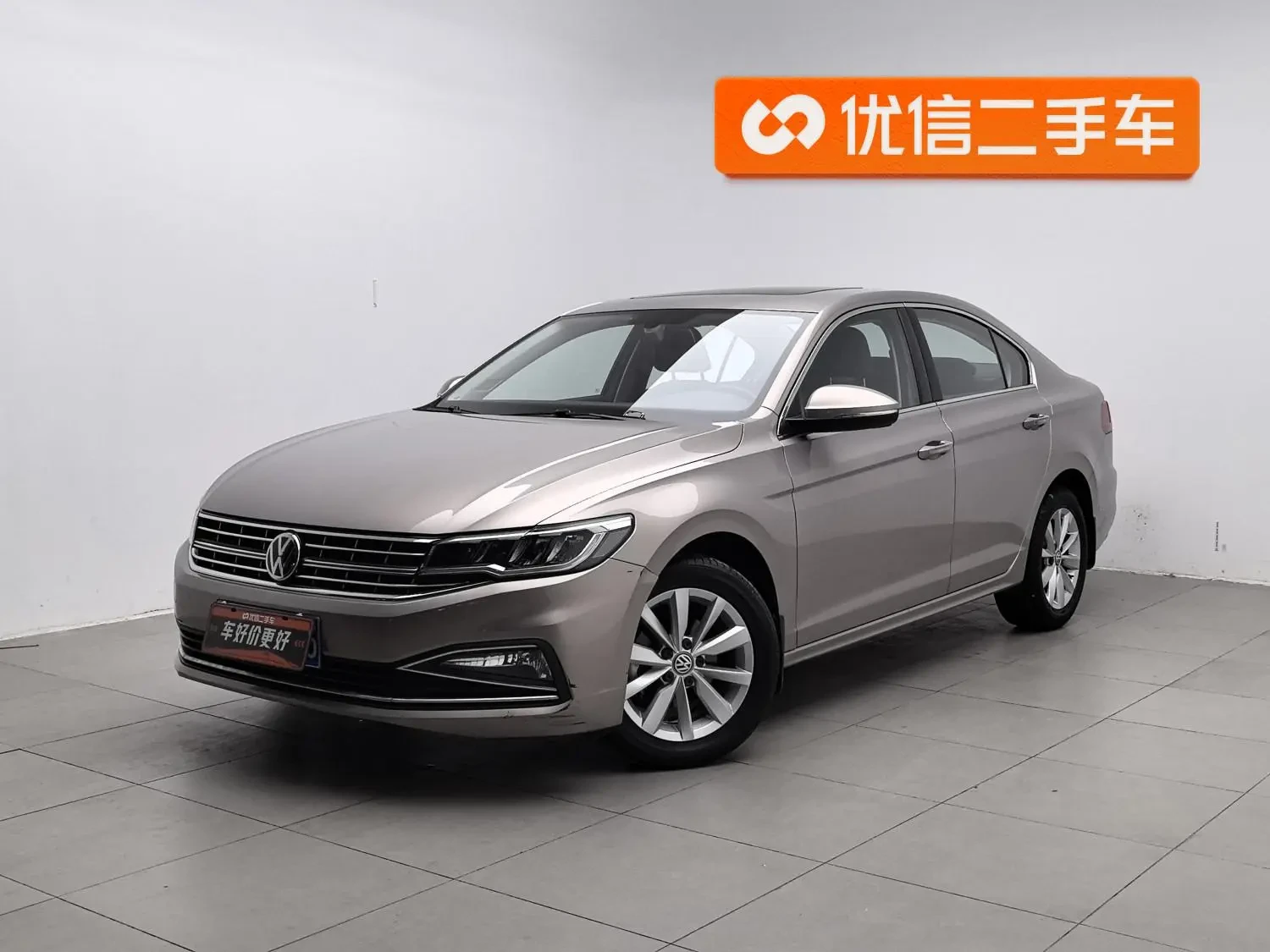 Main__Slider__Photo:undefined undefined 2019-0