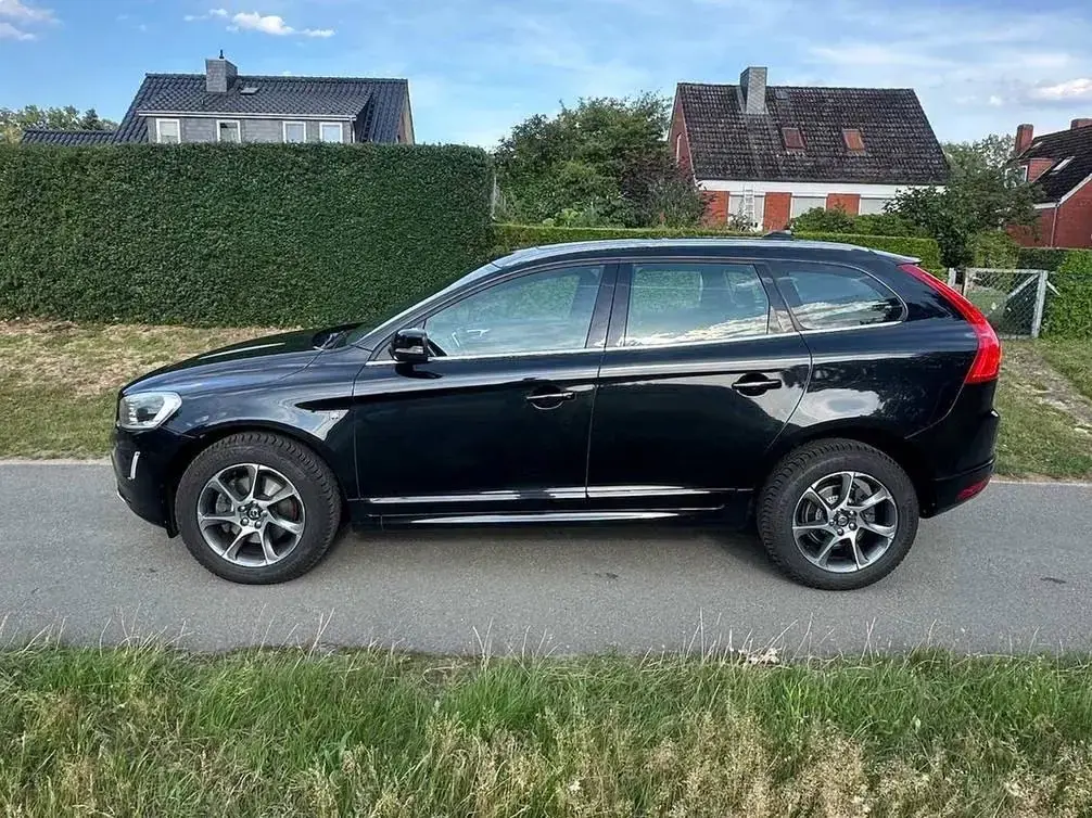 Main__Slider__Photo:Volvo XC60 D4 Ocean Race Geartronic Ocean Race 11/2015-1