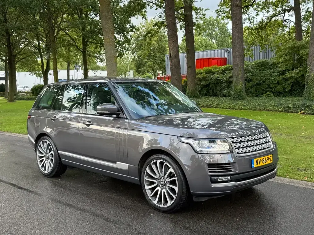 Main__Slider__Photo:Land Rover Range Rover Vogue 3.0 TDV6/Pano/1-Hand/Topzst/22 11/2016-1