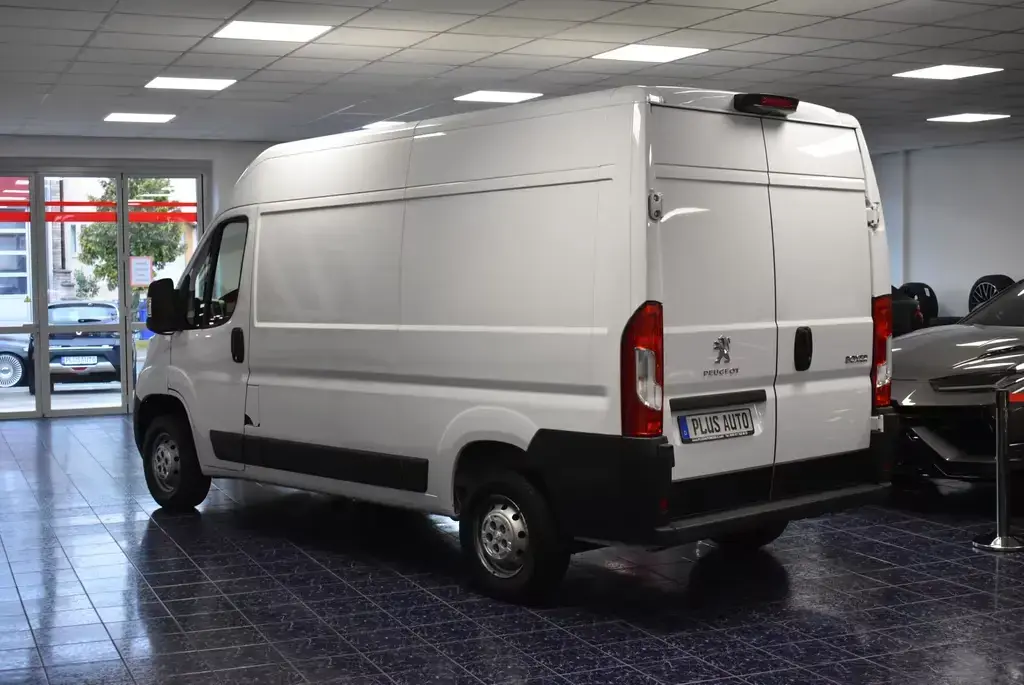 Main__Slider__Photo:Peugeot Boxer 333 L2H2 BlueHDi 140 Carplay Kamera Temp 08/2023-1