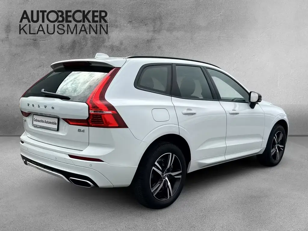 Main__Slider__Photo:Volvo XC60 R Design 2WD B4 AHK Leder Digitales Cockpit 08/2021-1
