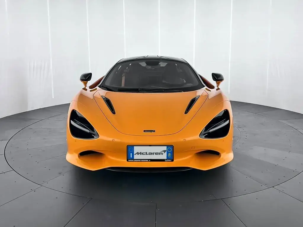 Main__Slider__Photo:McLaren 750S Coupè MY26 Performance - McLaren Milano null-1