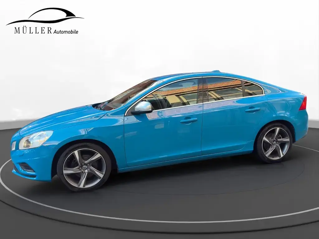 Main__Slider__Photo:Volvo S60 Lim. R-Design 09/2012-1