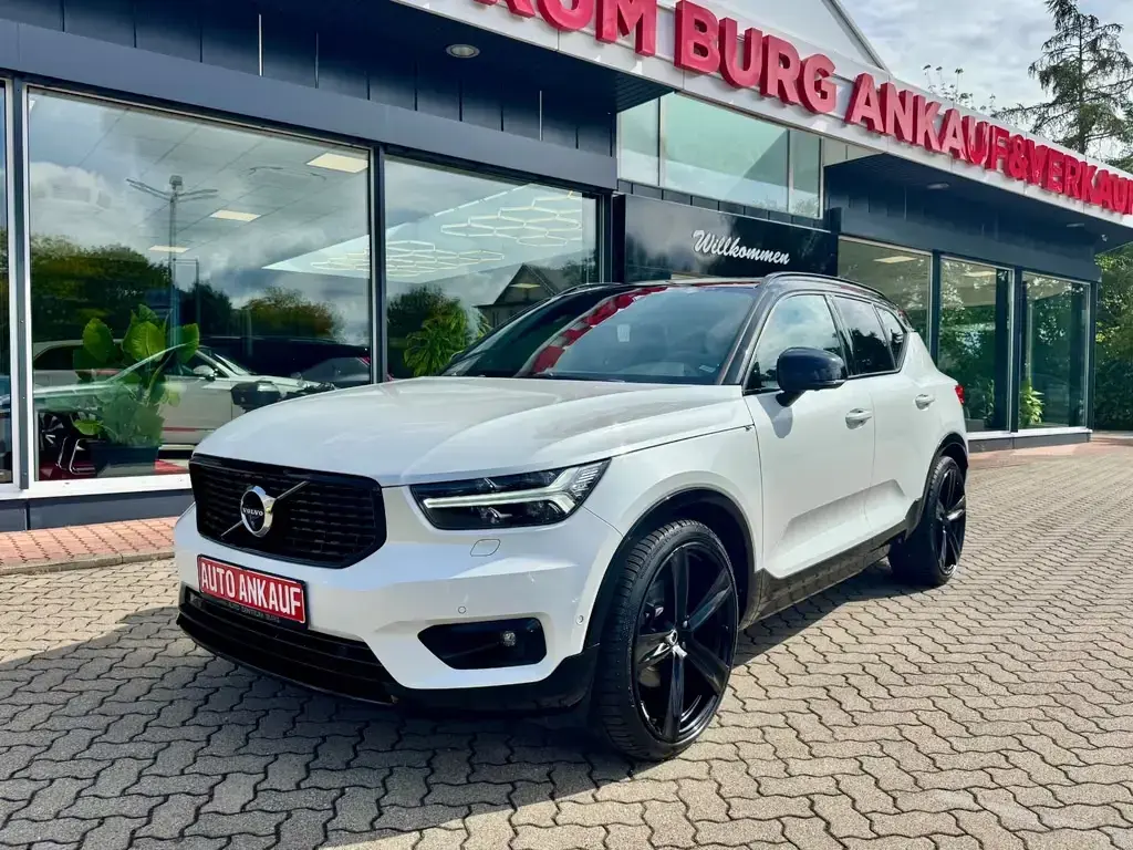 Main__Slider__Photo:Volvo XC40 XC 40 R Design AWD Automatik 360°Kamera Navi 03/2018-1