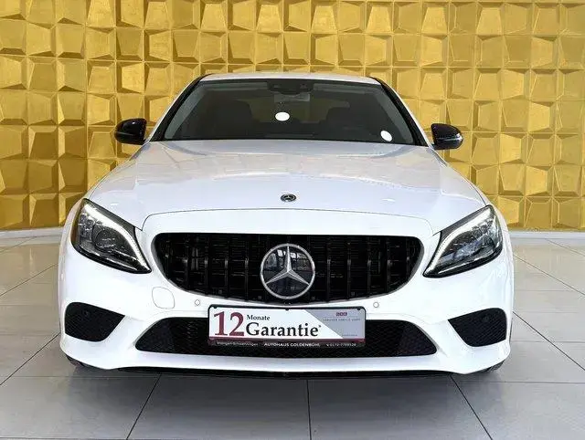 Main__Slider__Photo:Mercedes-Benz C-Class 300 *TEMPO*SHZ*NAVI*HEAD UP*SCHALTWIPPEN*CAM* 10/2018-1