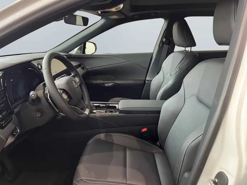 Lexus RX 450 h + 2,5 l E-CVT, 4x4 Plug-in 5-Türer EXECU null-photo-6