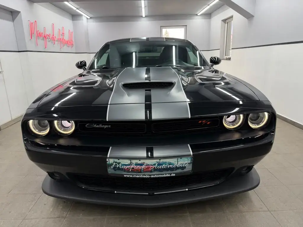 Main__Slider__Photo:Dodge Challenger 6.4 V8Scat-Pack/Alpine/Tot.W/Glasd/20 07/2022-1