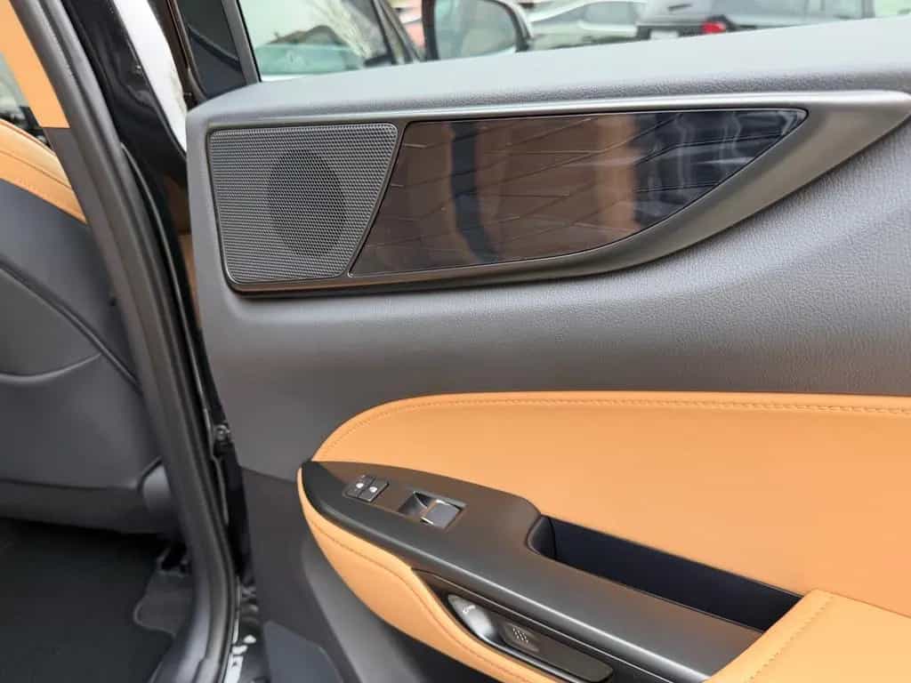Lexus NX 450h NX 450 h+ E-Executive.HUD.LED.P-Dach.360K.MY26 null-photo-17