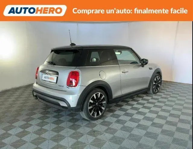 Main__Slider__Photo:Other MINI Cooper 1.5 Cooper Essential 04/2023-1
