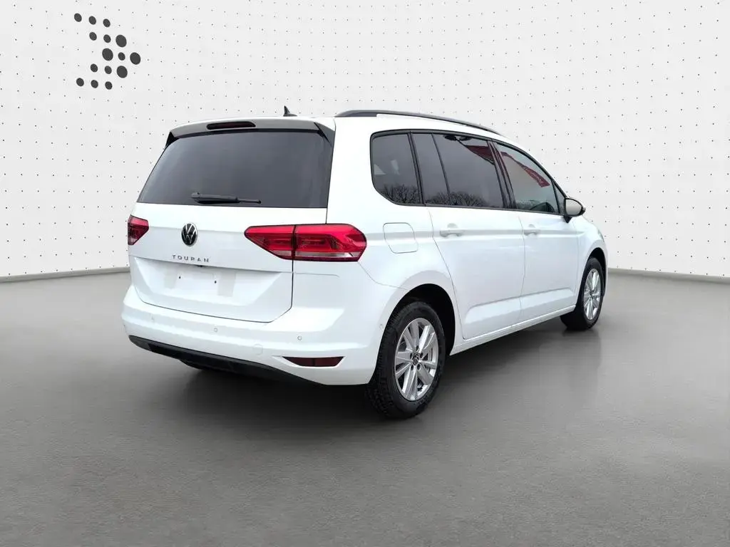 Main__Slider__Photo:Volkswagen Touran Comfortline 1.5 TSI *7 Sitzer*AHK*RFK*NAV 03/2026-1
