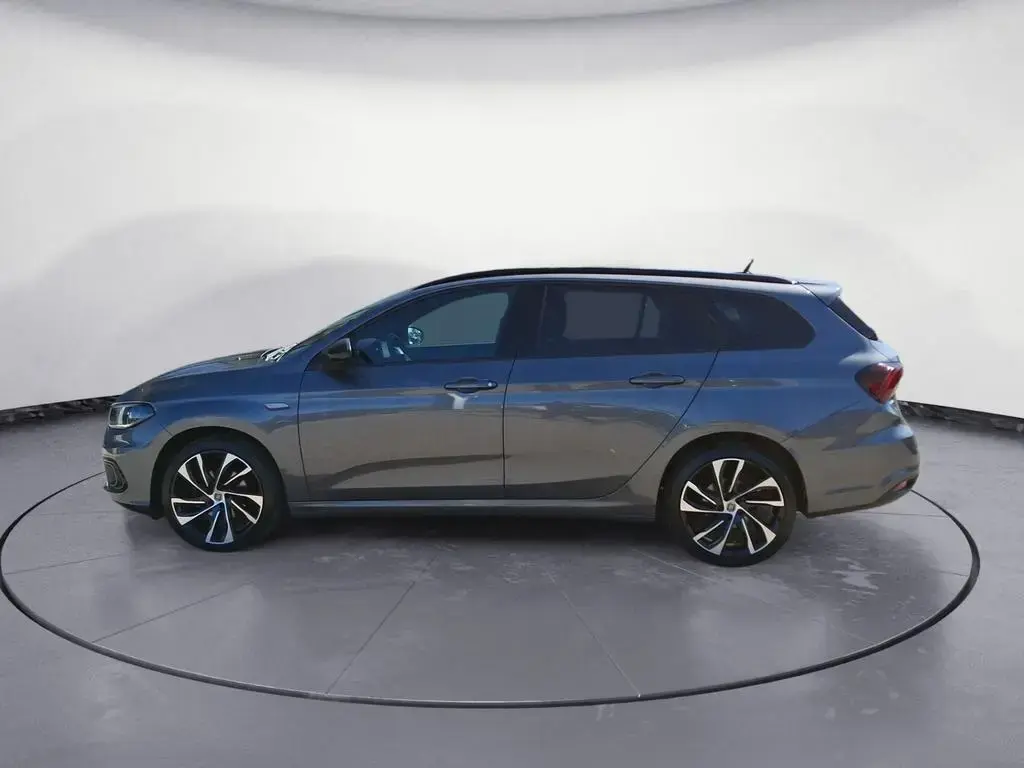 Main__Slider__Photo:Fiat Tipo Kombi 1.4 T-Jet S-Design Navi R-Kamera PDC 06/2019-1