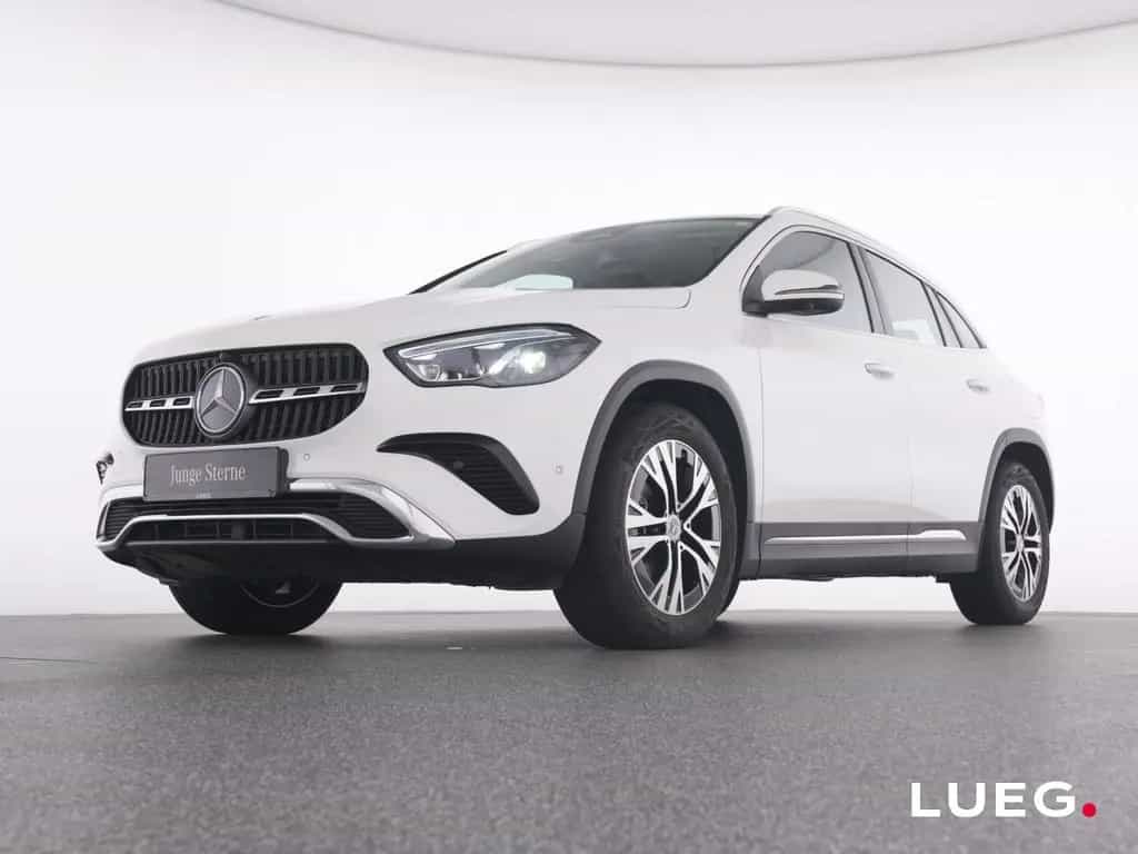 Mercedes-Benz GLA 200 Progressive+MBeam+Distronic+AHK+KeyG+360 01/2025-photo-6