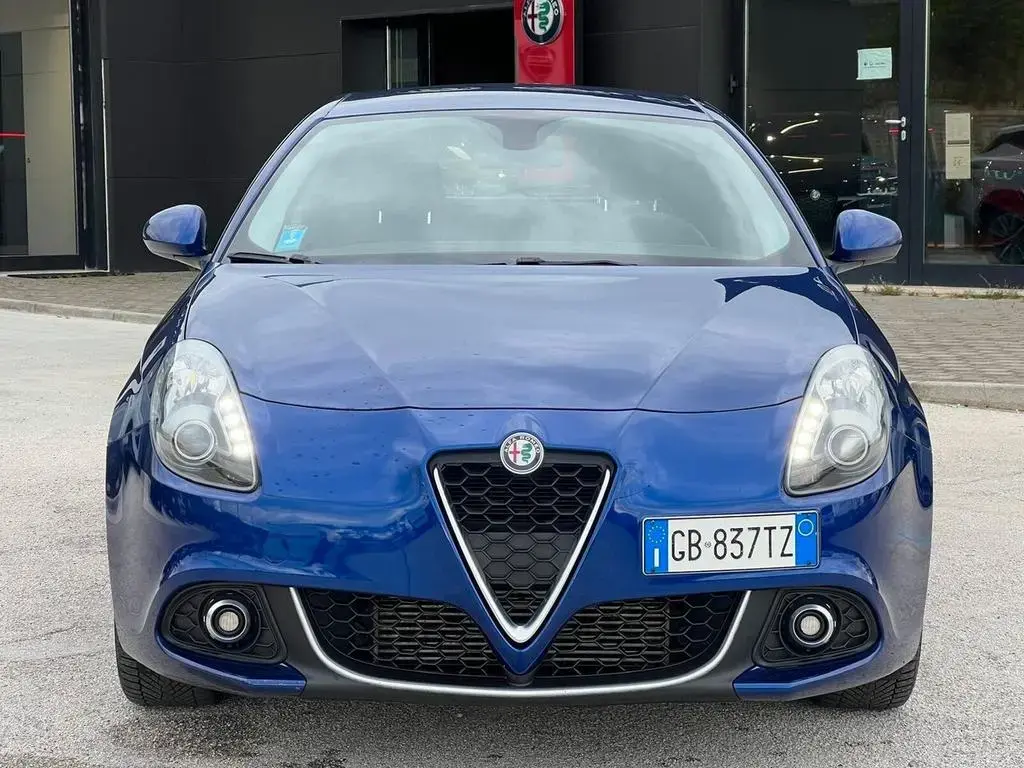 Main__Slider__Photo:Alfa Romeo Giulietta 1.6 JTDm 120 CV Super 08/2020-1