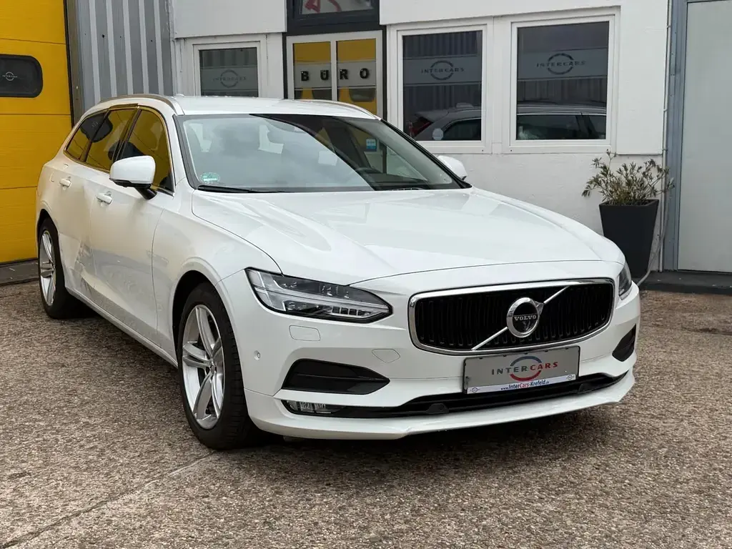 Main__Slider__Photo:Volvo V90 2,0 T5 254PS Momentum 360 Kamera erst 65Tkm 06/2017-1