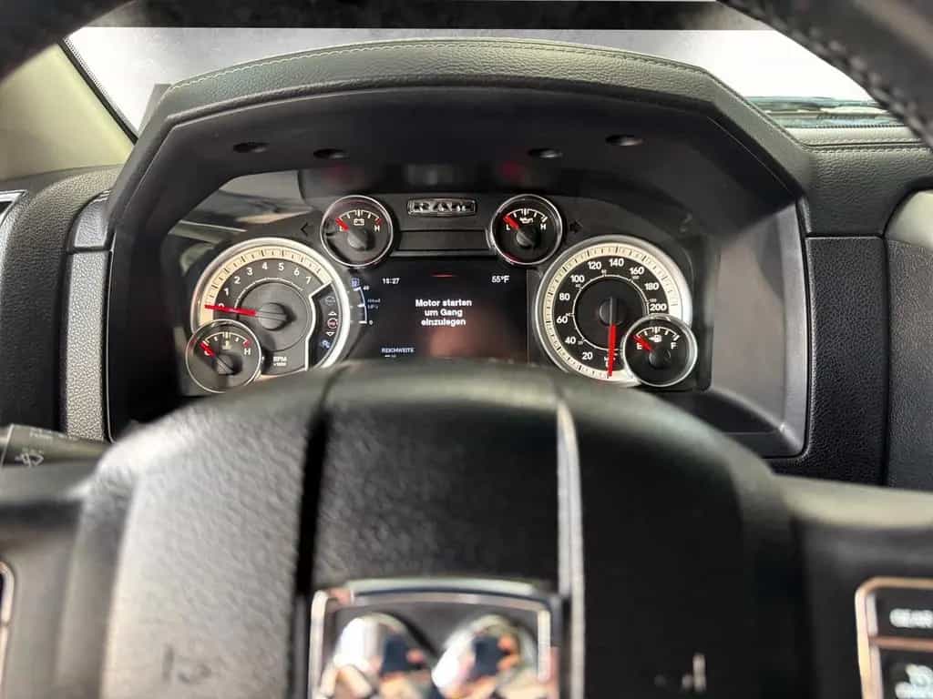 Dodge RAM 1500 5.7 Sport 4x4 / RAMBOX / SBL / AHK 01/2014-photo-16
