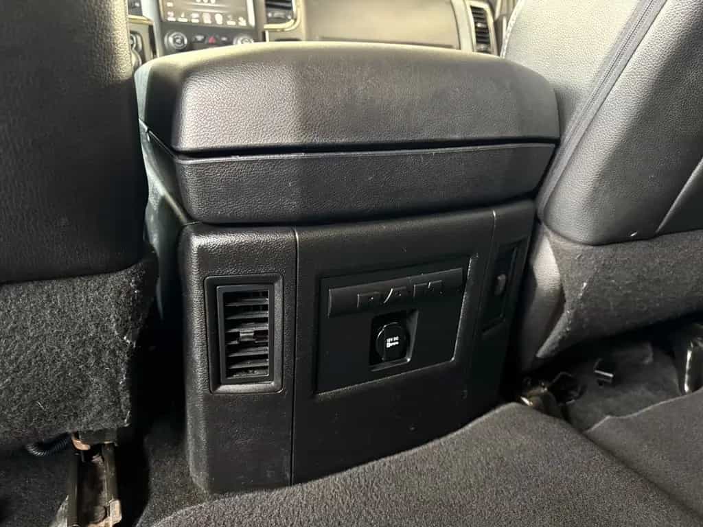 Dodge RAM 1500 5.7 Sport 4x4 / RAMBOX / SBL / AHK 01/2014-photo-24