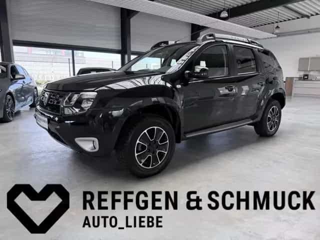 Dacia Duster BLACK SHADOW 4X4 KLIMA+NAV+KAMERA+AHK+TÜV 08/2017-photo-0