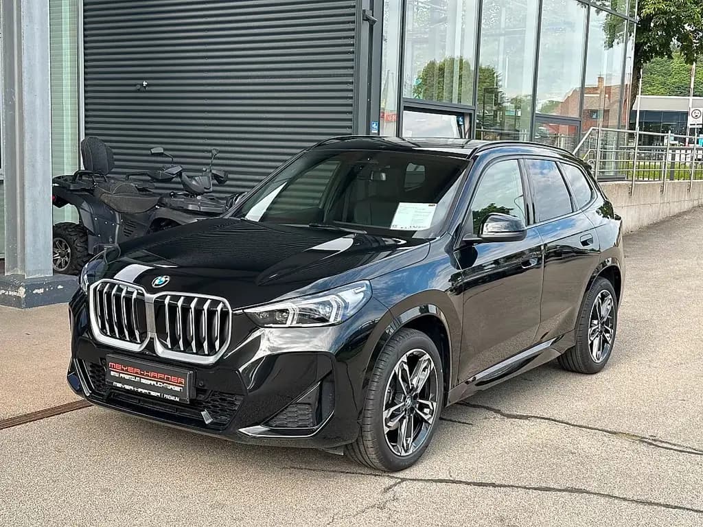 Main__Slider__Photo:BMW X1 sDrive18i M-Paket Aut. / Pano / Sportsitze 12/2025-0