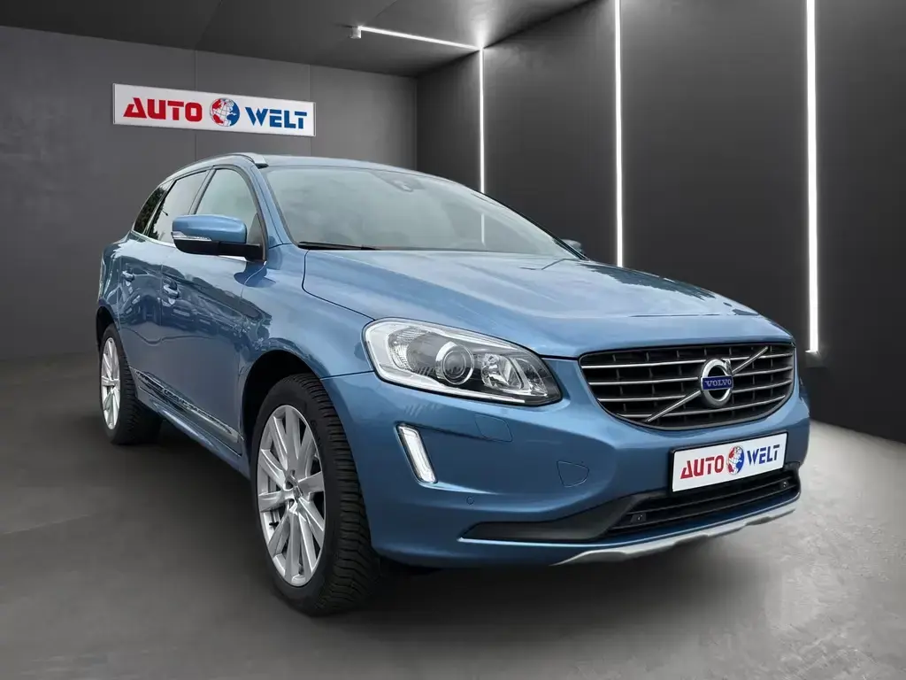 Main__Slider__Photo:Volvo XC60 2.0 Summum 2WD Navi Tempomat Sitzheizung 07/2015-1
