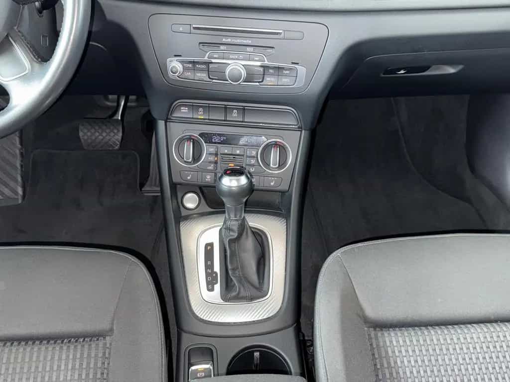 Audi Q3 design 1.4TFSI DSG *LED*MfL*PDC 10/2017-photo-18