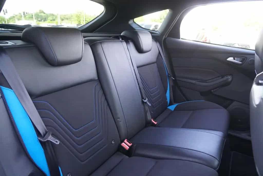 Ford Focus 2.3 RS AWD Perfomance *19Zoll*Scheckheft* 01/2017-photo-25