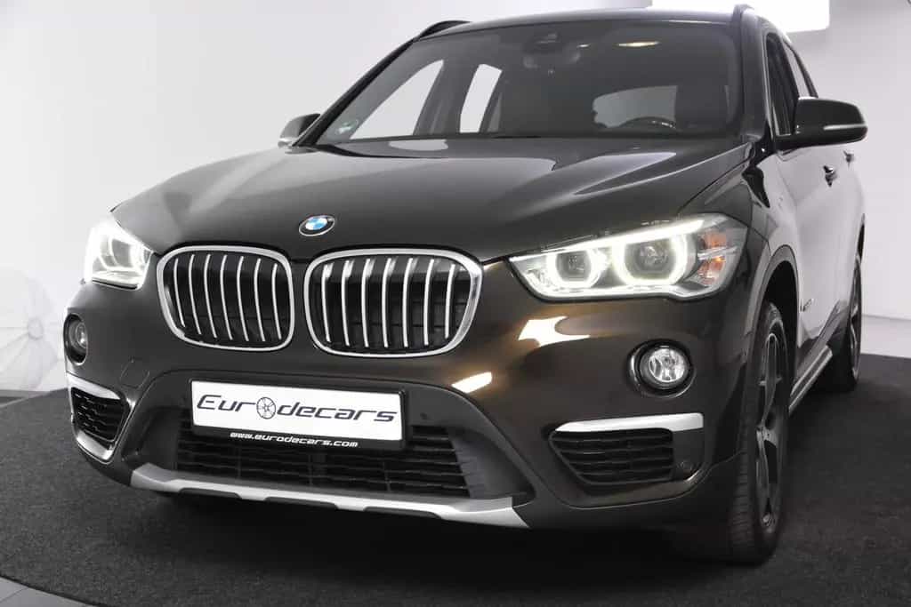 BMW X1 xDrive20i *2.Hand*4x4*AHK*SHZ*Park ass.* 03/2017-photo-25