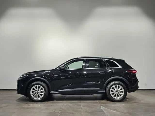 Audi Q5 TFSI Q.Led Leder Virtual Kamera AHK 19 Zoll 11/2025-photo-7