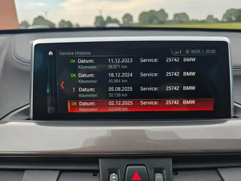 BMW X1 sDrive 20 i xLine LED Leder Alu AHK 07/2020-photo-42