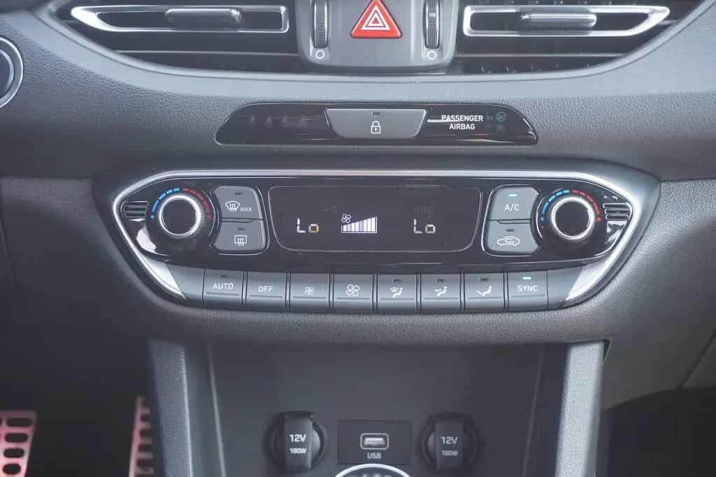 Hyundai i30 1.5 N Line Mild-Hybrid LED Navi Tempomat DAB 05/2022-photo-21