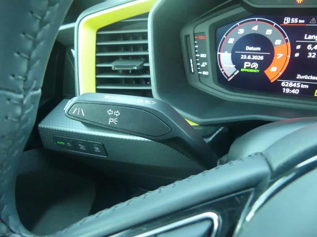 Audi A1 Sportback 30 1.0 TFSI advanced LED ACC Navi 09/2019-photo-20