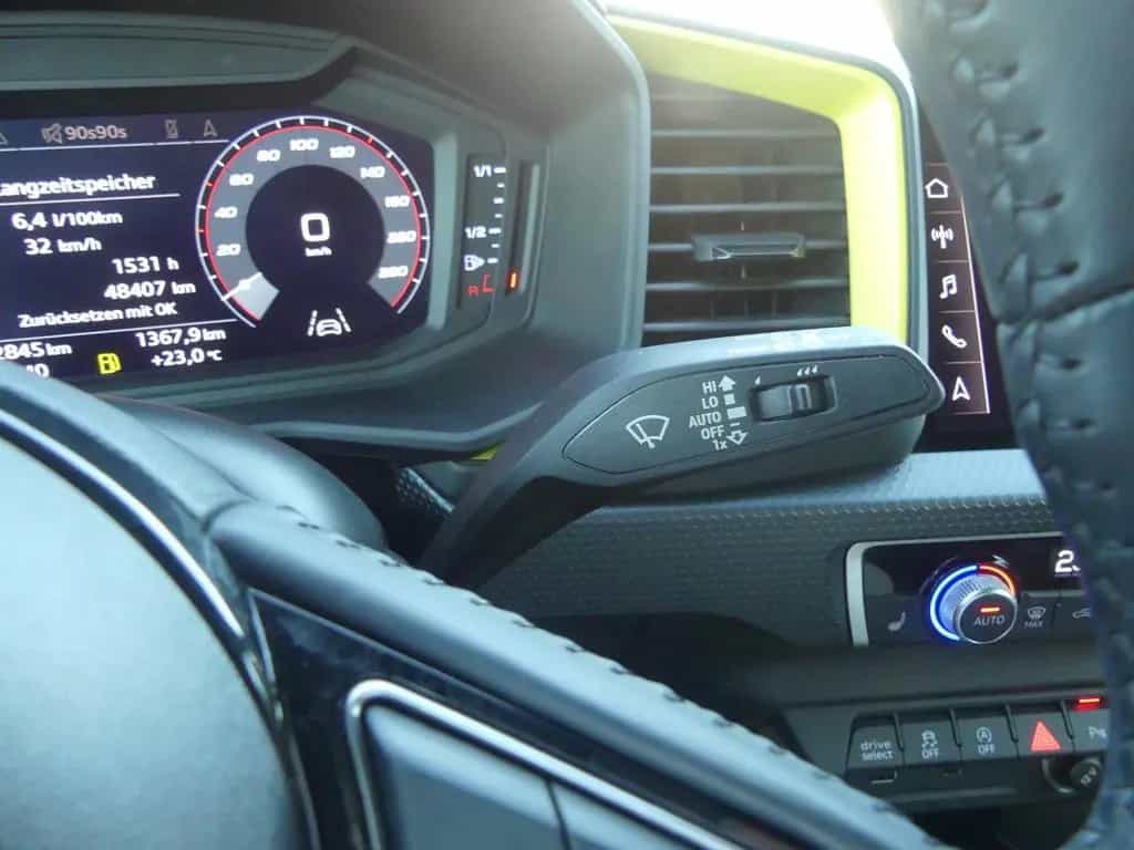 Audi A1 Sportback 30 1.0 TFSI advanced LED ACC Navi 09/2019-photo-22