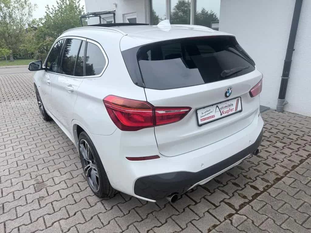 BMW X1 xDrive20i M Sport Aut M19" PANO KAMERA eSitze 09/2017-photo-6