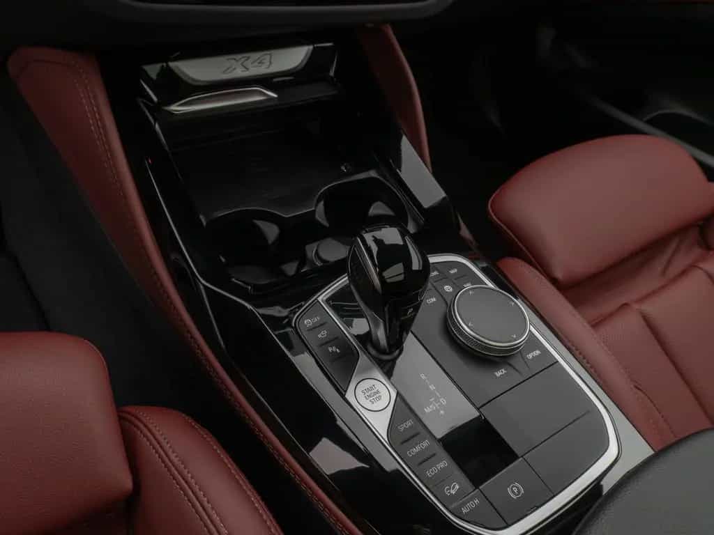 BMW X4 xD30i M Sport Panorama 360°DAB H/K AHK Komfor 01/2023-photo-21