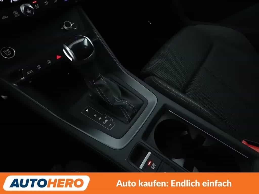 Audi Q3 Sportback 40 TFSI quattro S line Aut.*NAVI* 09/2021-photo-24