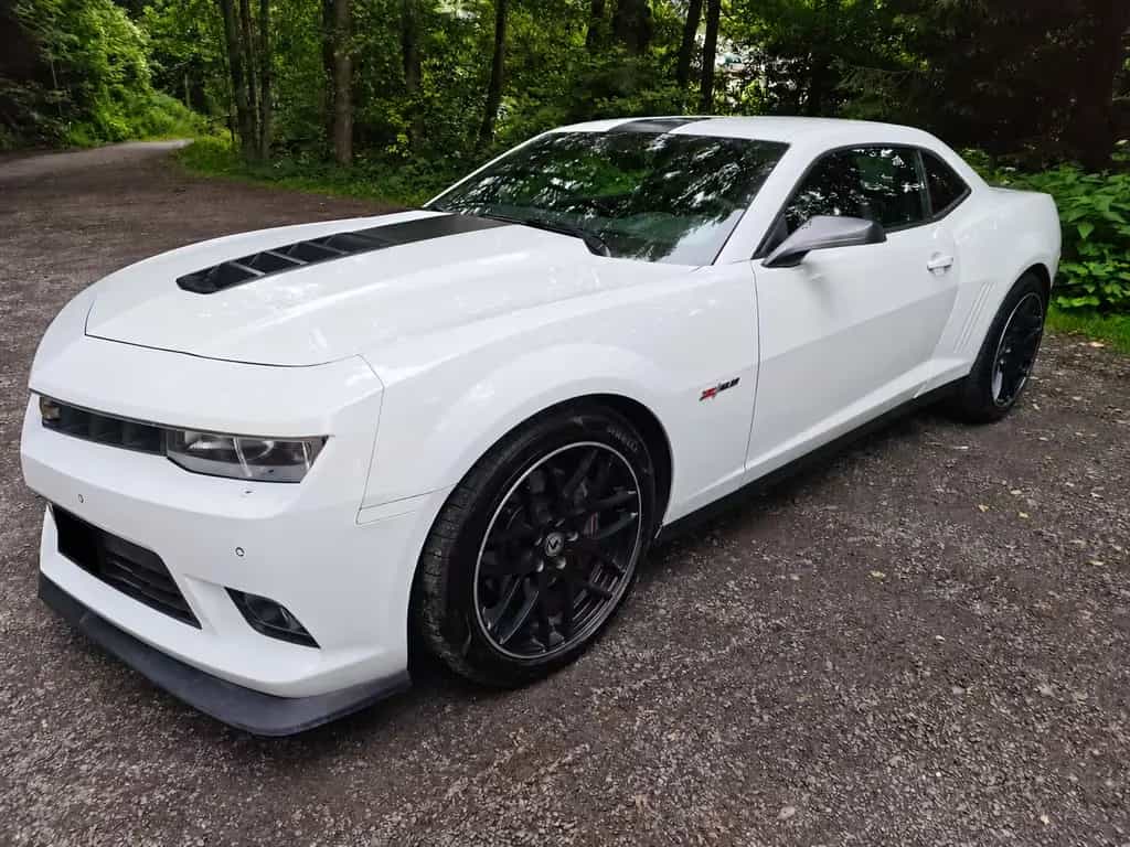Chevrolet Camaro 5th Gen Facelift 6.2 V8 AT Z/28-Optik 06/2014-photo-1