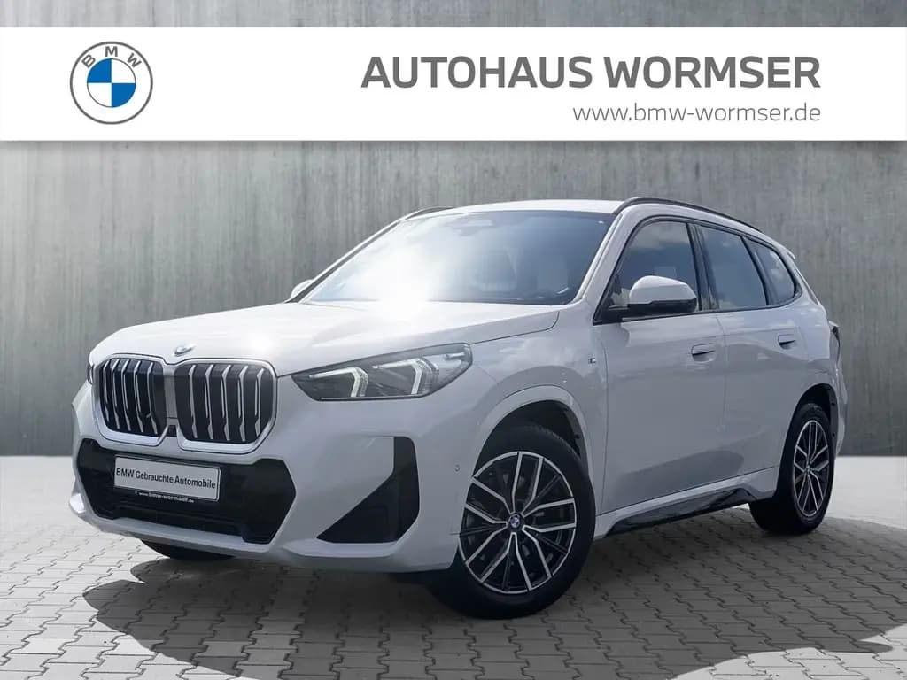 Main__Slider__Photo:BMW X1 sDrive20i M Sportpaket Head-Up HK HiFi DAB 12/2023-0