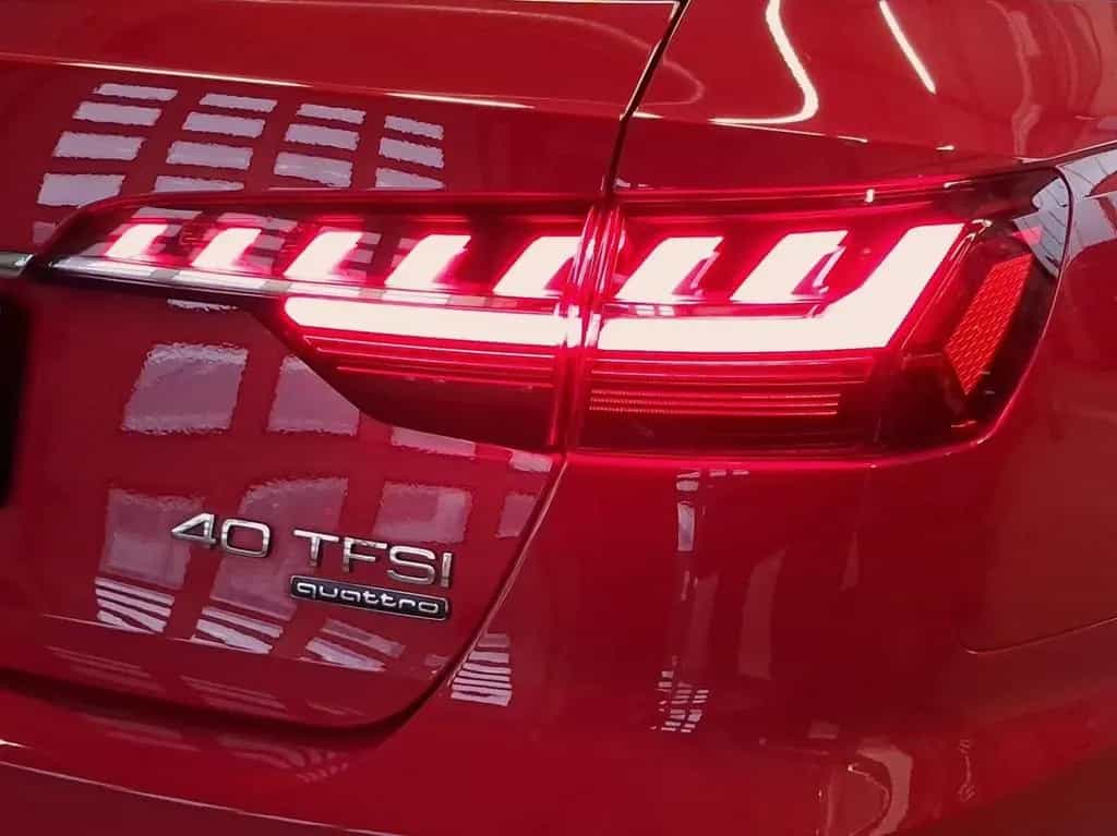 Audi A4 Av 40 TFSI quattro,1.Hand,Navi,LED,ACC,S-Heft 11/2021-photo-23