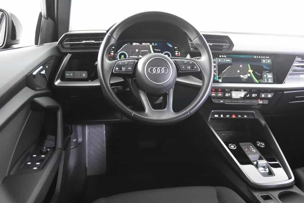 Audi A3 40 TFSI Sportback *1.Hand*Navi*Park ass.* 07/2023-photo-10